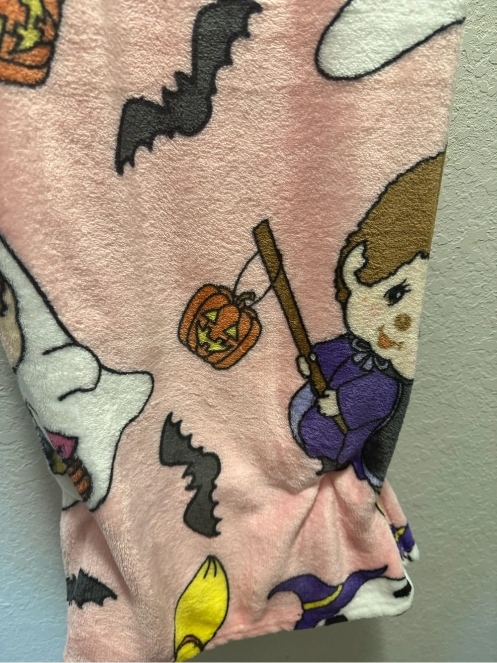 Monchhichi Halloween blanket